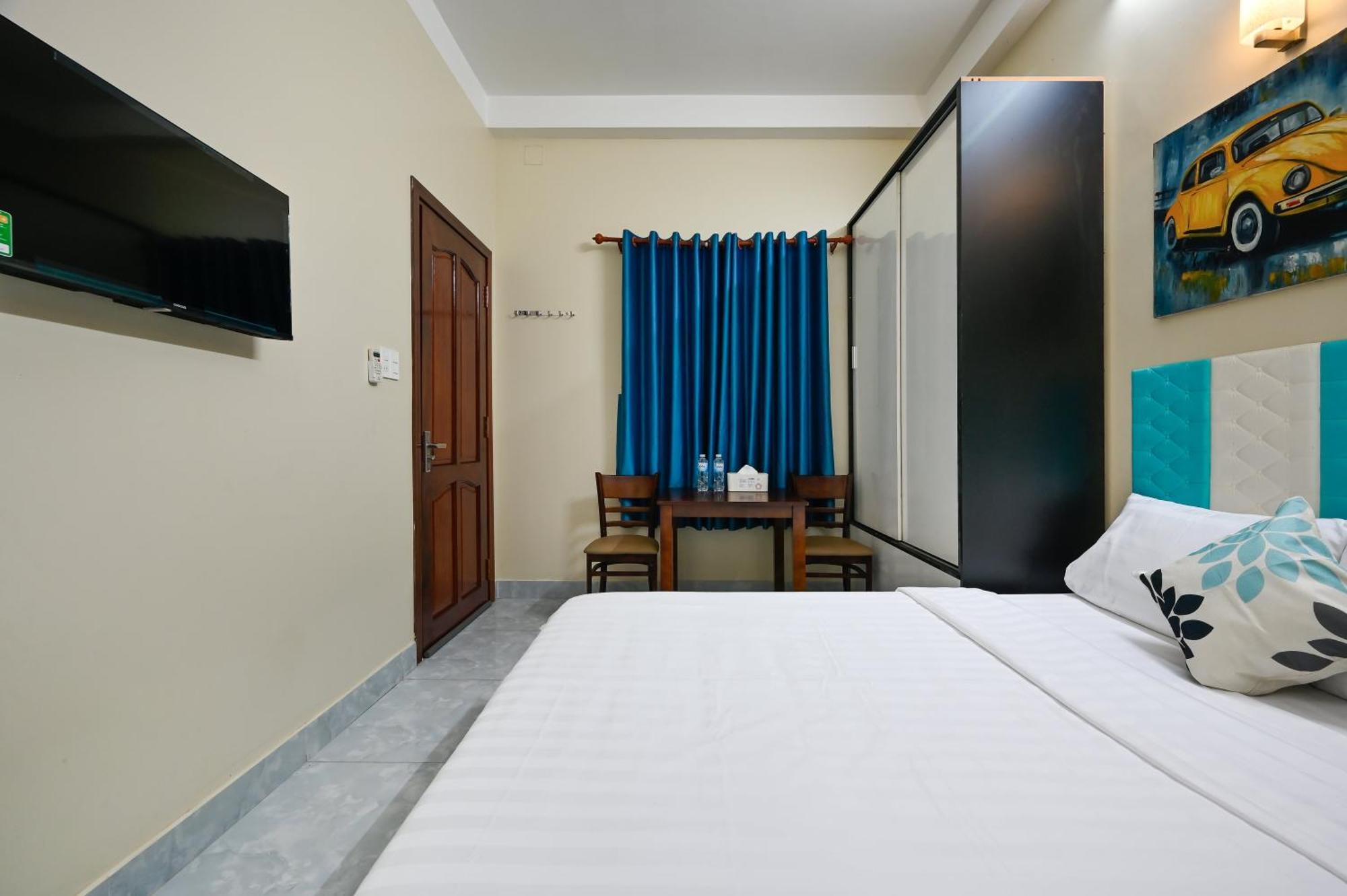 Montana & Aparment Saigon Airport Aparthotel
